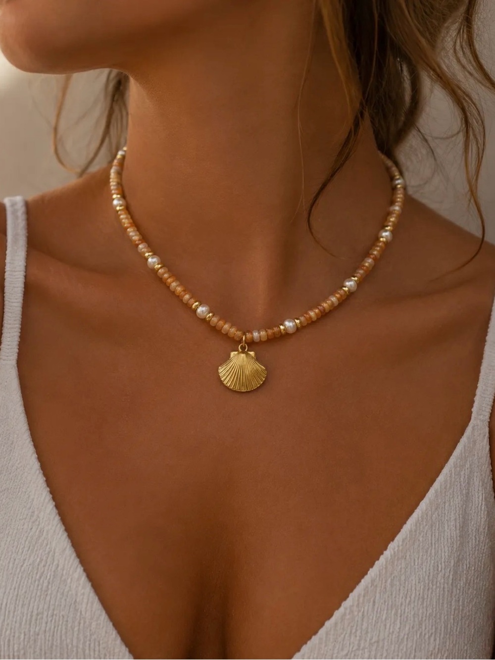 Carnelian Agate and pearl shell pendant necklace New 16-18”